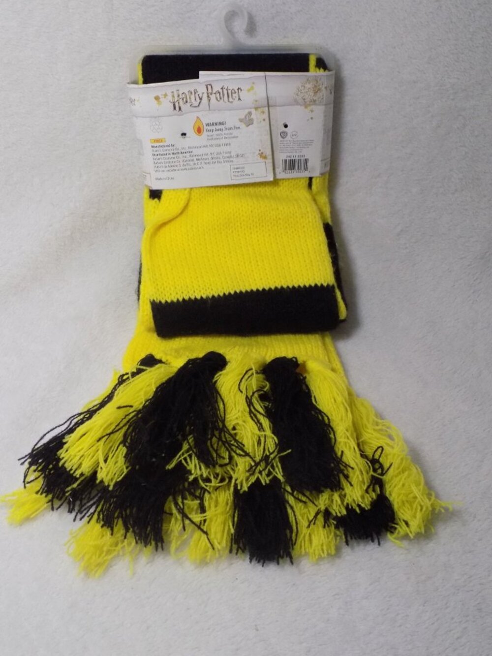 Hufflepuff Deluxe Scarf - Harry Potter One Size Child (Yellow Black) - Picture 2 of 3